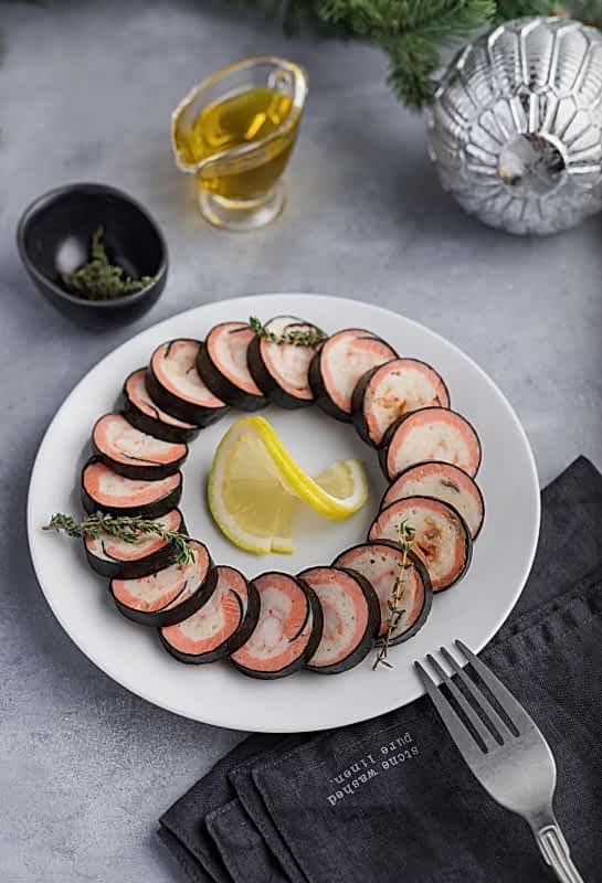 Террин-рулет из форели и трески с тигровой креветкой, 190 г