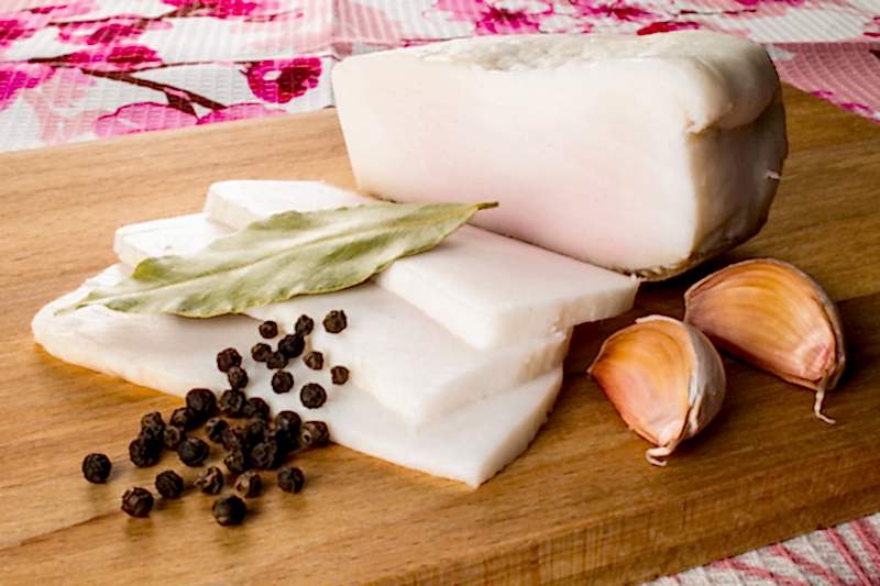 Сало соленое бочковое