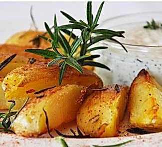Картофель запеченный с розмарином