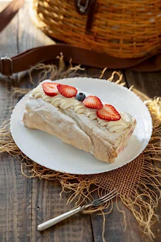 Рулет меренговый 640 гр