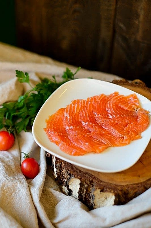 Филе форели карельской слабосоленое в нарезке