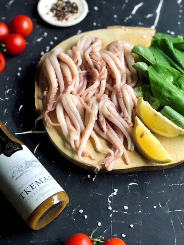 Щупальцы кальмара очищенные с/м, 500 г