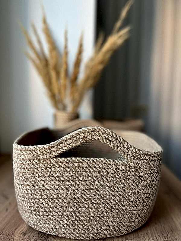 Корзина плетеная из джута