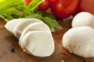 Сыр свежий Моцарелла (КФХ Обловацкая), 125 г